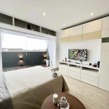 Skyline Coruna Apartment *