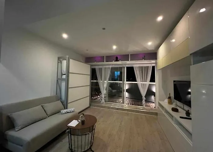 Skyline Coruna Διαμέρισμα *