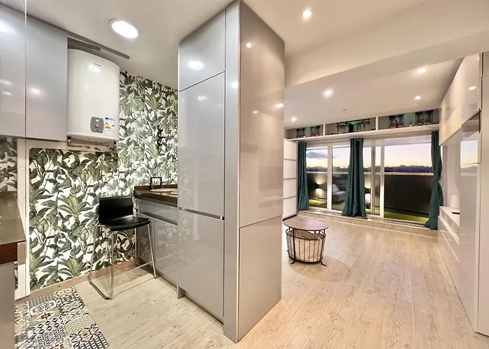 شقة Skyline Coruna *