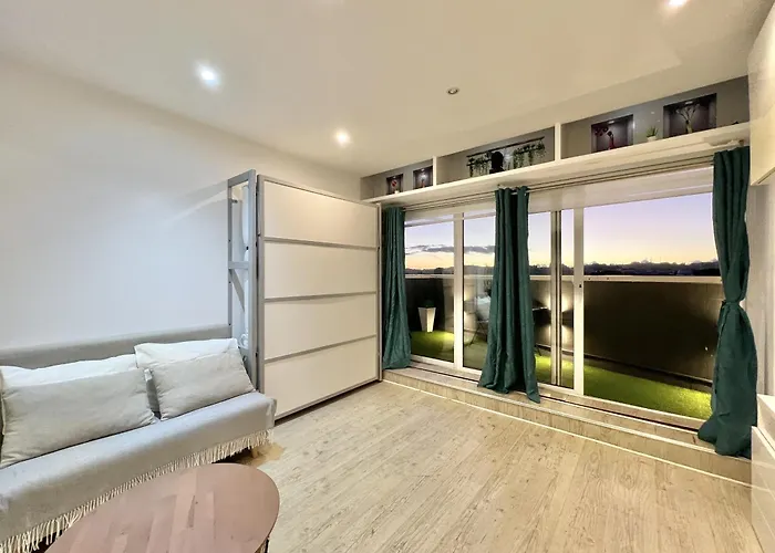 شقة Skyline Coruna آكورونيا